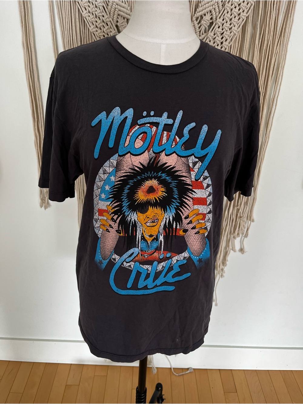 Mötley Crüe Graphic Band Tee with Blue Lettering